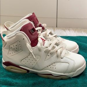 Jordan Retro Maroon 6s